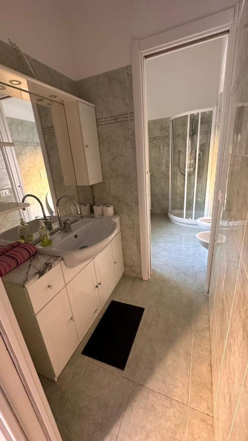 Edens House Con Parcheggio Privato Gratuito Lägenhet Rapallo Exteriör bild